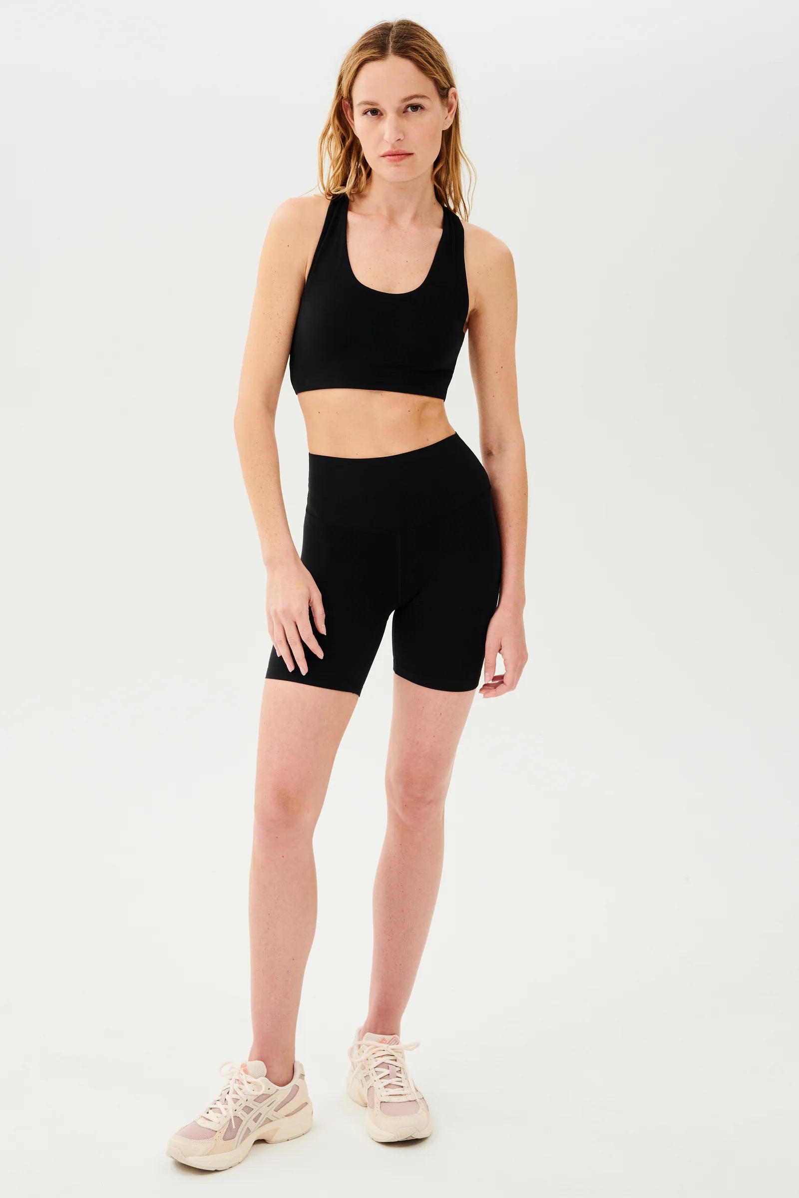 Airweight High Waist Short | Black