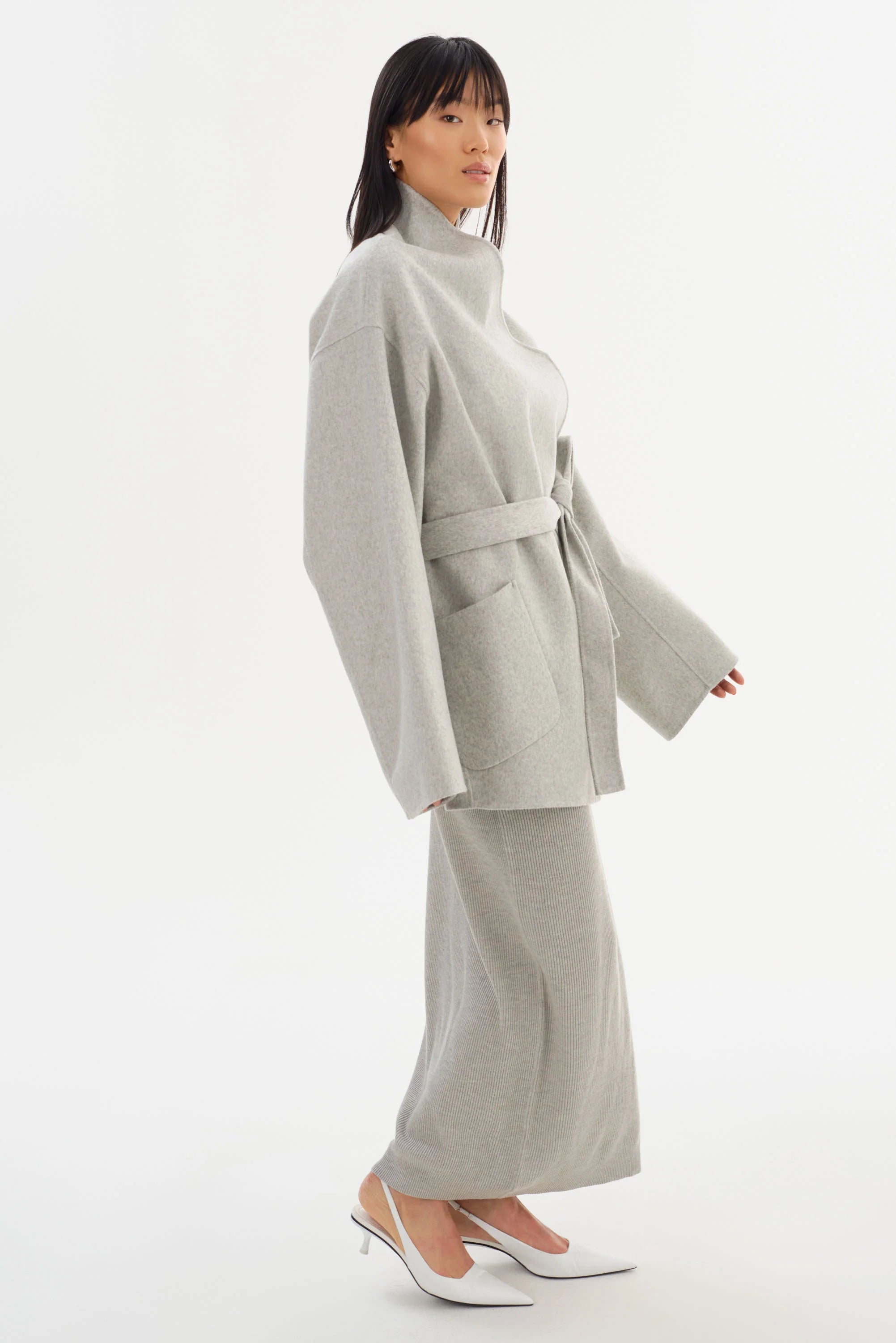 Bobbi Mekia | Light Grey