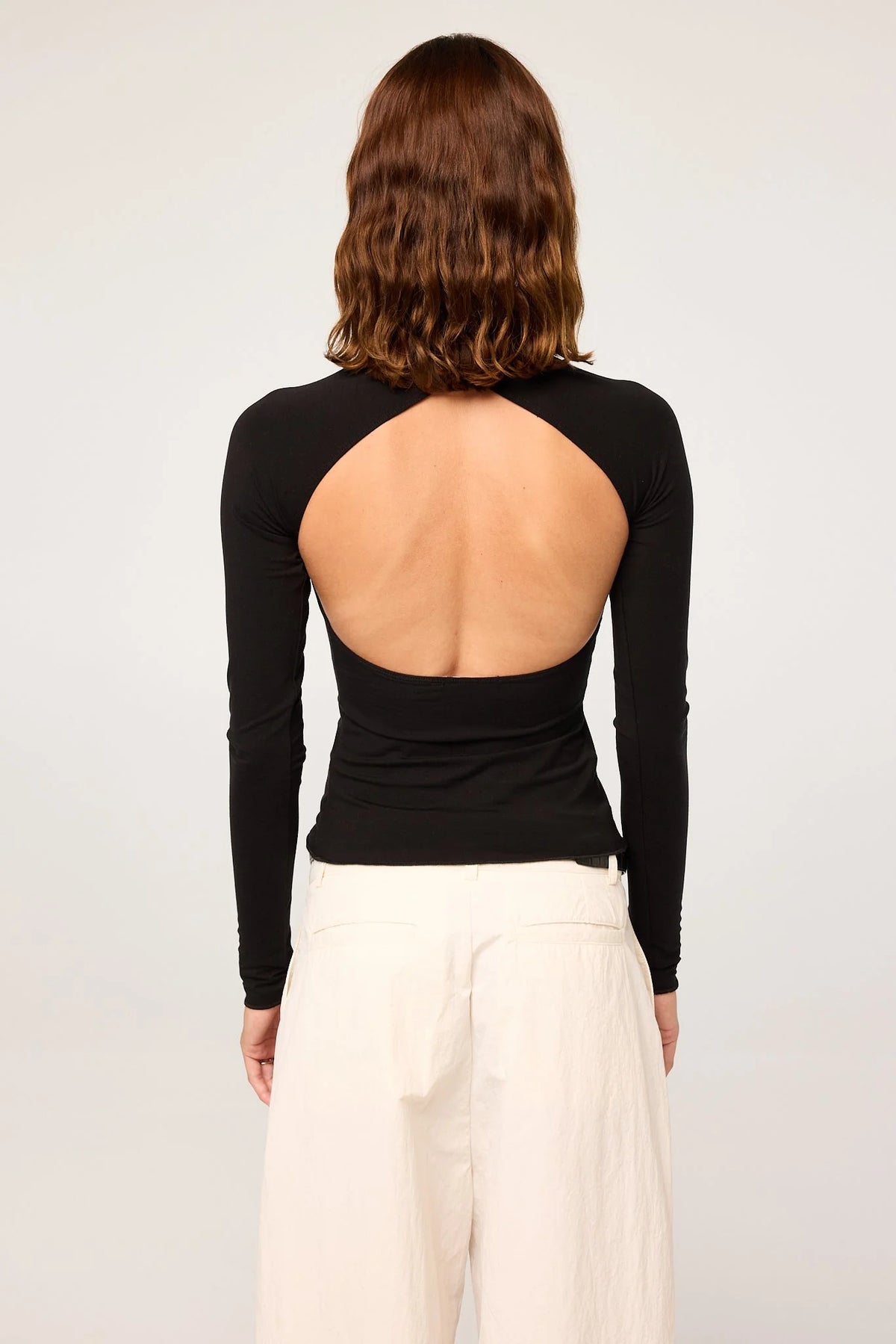 Margaux Long Sleeve Open Back Turtleneck Top | Black