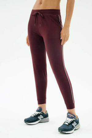 Splits 59 Airweight Jogger 7/8 with Piping | Dark Cherry