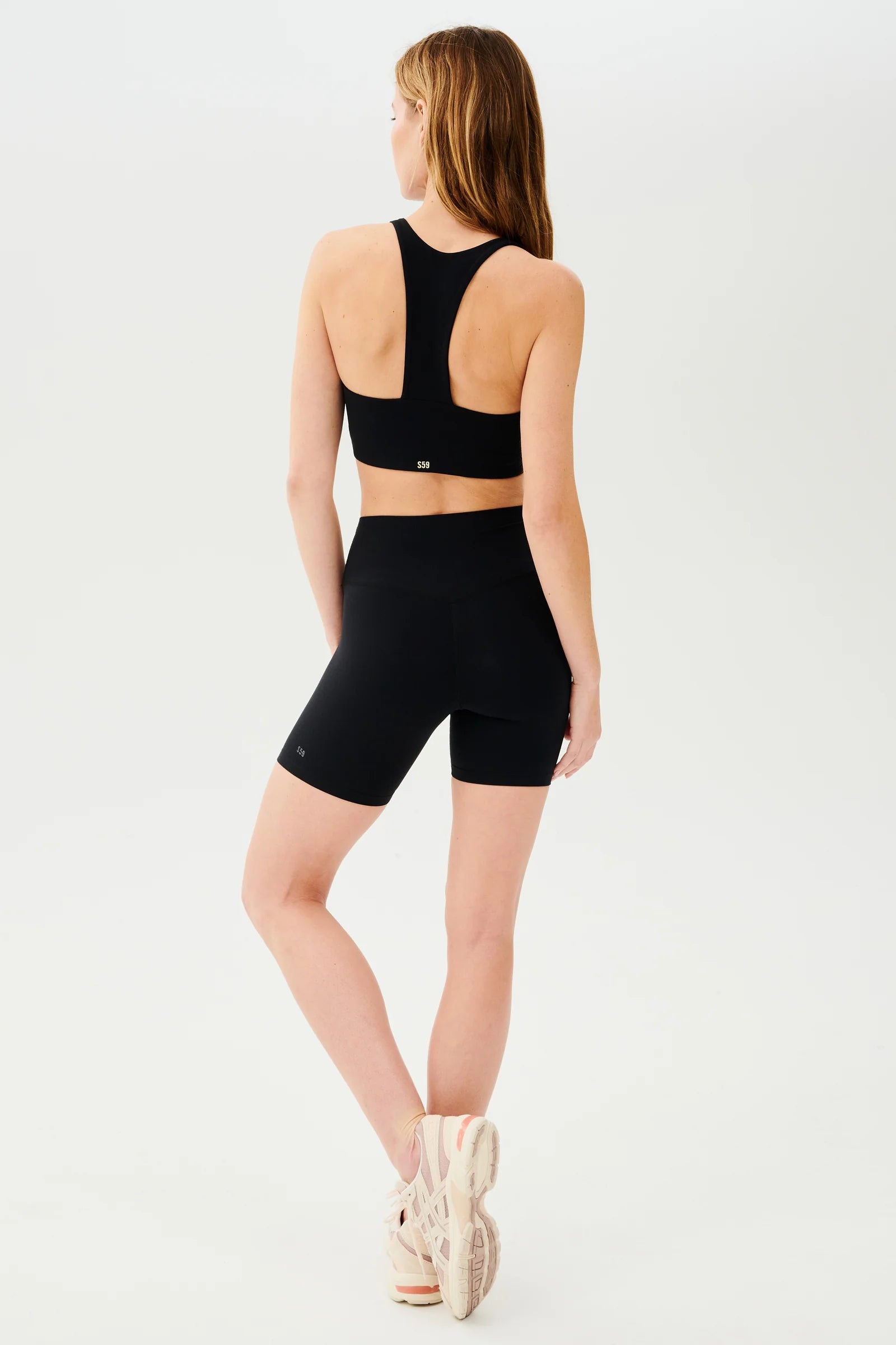 Airweight High Waist Short | Black