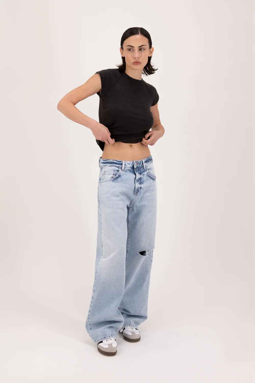 Bea | Low-Rise Wide Leg Jeans